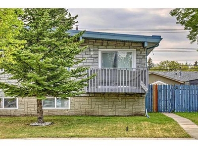 House For Sale In Penbrooke Meadows, Calgary, Alberta