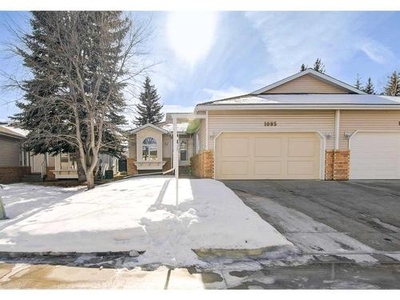 House For Sale In Shawnee Slopes, Calgary, Alberta