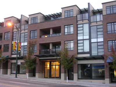One bdrm apartment on 2150 E. Hastings St. for rent