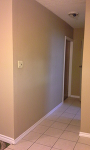 One bed room plus den locate downtown for rent