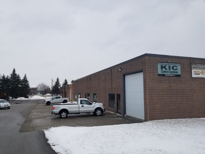 Prime warehouse/industrial - North Waterloo for rent