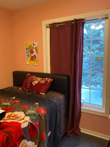 Rental room for individual female only