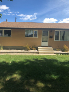 RIVER HEIGHTS BUNGALOW FOR RENT (EXCELLENT LOCATION) (SUBLET)