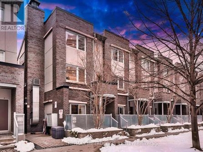 Townhouse For Sale In Agincourt, Toronto, Ontario