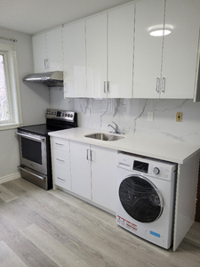 Toronto 3 bedroom unit for rent $3300
