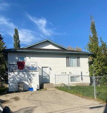 House For Sale In Hillside, Grande Prairie, Alberta