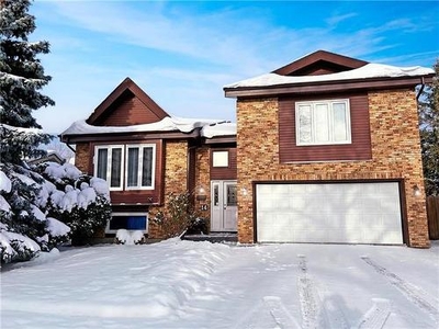 House For Sale In Springfield North, Winnipeg, Manitoba