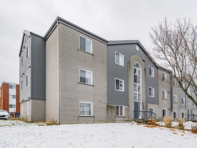 Condo/Apartment for sale, 574 Rue de St-Romuald, Les Chutes-de-la-Chaudière-Est, QC G6W3J4, CA, in Levis, Canada