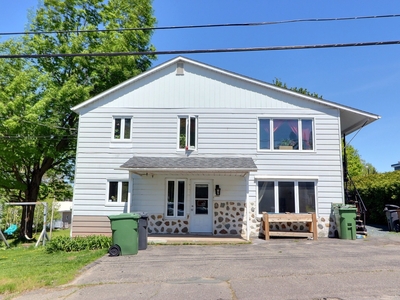 House for sale, 13-13A Rue Giguère, Danville, QC J0A1A0, CA, in Danville, Canada
