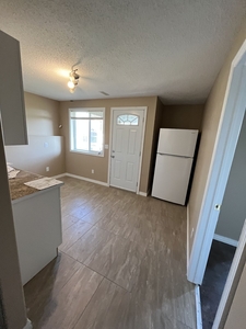 Calgary Room For Rent For Rent | Tuscany | 1 Tuscany Walkout Basement Room