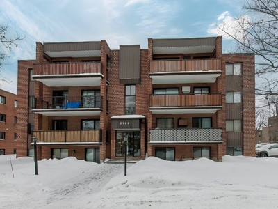 Condo/Apartment for sale, 2300 Boul. du Tricentenaire, Rivière-des-Prairies/Pointe-aux-Trembles, QC H1B5S3, CA, in Montreal, Can…