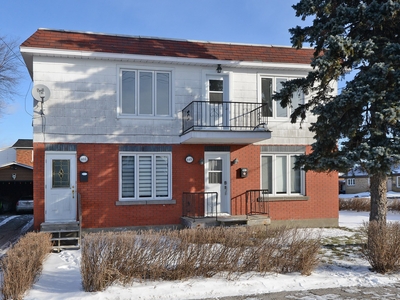 House for sale, 449-449A Rue Dufferin, Salaberry-de-Valleyfield, QC J6S2B2, CA, in Salaberry-de-Valleyfield, Canada