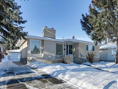 House For Sale In Duggan, Edmonton, Alberta