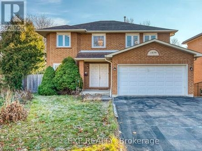 House For Sale In Lakeview, Mississauga, Ontario
