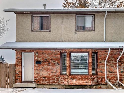 House For Sale In Lee Ridge, Edmonton, Alberta