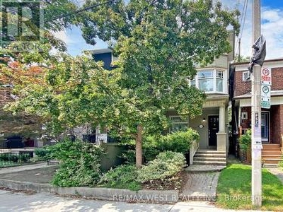 House For Sale In Little Italy, Toronto, Ontario