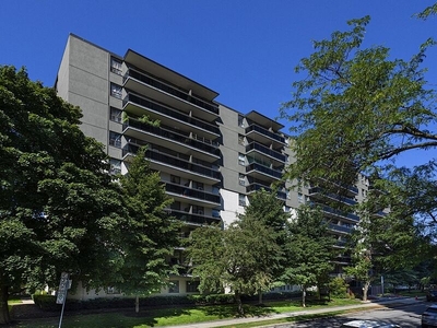 Toronto Apartment For Rent | 120 Raglan Avenue