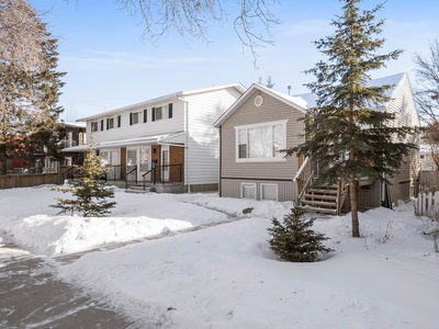 Your home awaits you in Grovenor! Safe, Central, Close to Downtown, UofA, McEwan | 14627 103 Avenue Northwest, Edmonton