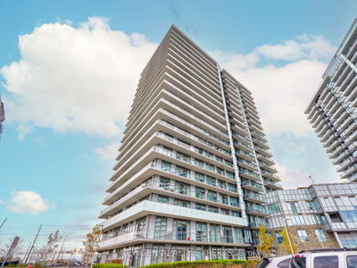 2 Bed+Den Well Kept Condo Apt In The Heart Of Mississauga