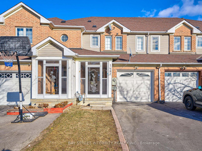 3 Bedroom Freehold Townhouse In Cedarwood Community
