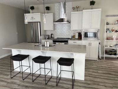 Calgary Apartment For Rent | Auburn Bay | Cozy 2 bedroom condo in