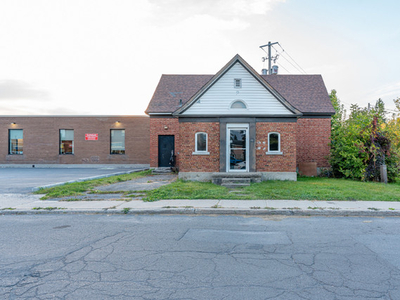 Commercial Building for Sale in Chesterville