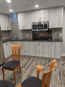 EXECUTIVE STYLE PG APARTMENT IN BRAMPTON FROM MARCH 1st