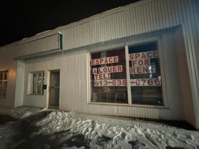 Hawkesbury, Ontario COMMERCIAL SPACE FOR RENT APPROX. 3000 Sq Ft