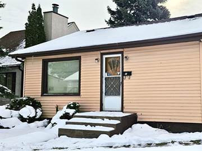 Homes for Sale in East Kildonan, Winnipeg, Manitoba $179,900