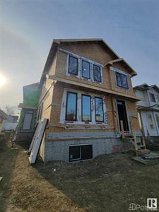 Homes for Sale in King Edward Park, Edmonton, Alberta $574,899