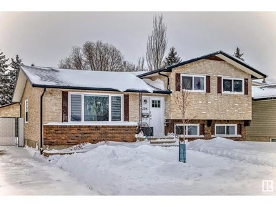 House For Sale In Homesteader, Edmonton, Alberta