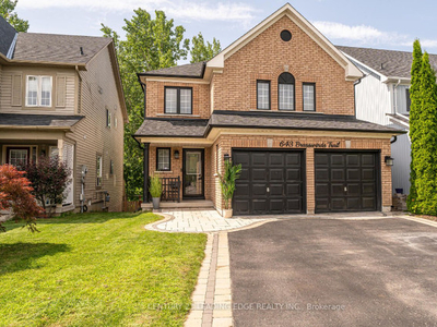 ⭐IMMACULATE 4+2 BEDRM 4 BATHROOM HOME BACKING ONTO GREEN SPACE!