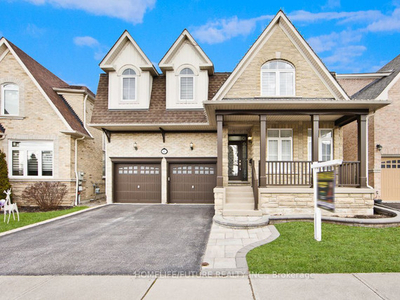 ✨LUXURIOUS 4+2 BEDROOM HOME FIN BSMT WITH SEP ENTRANCE!