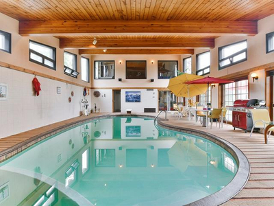 Luxurious Indoor Heated Pool with Diving Board and Party Room fo
