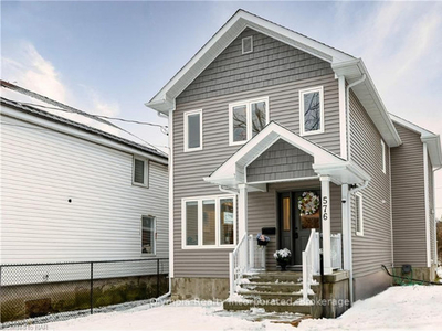 Macdonnell, N Of Concession St,ON (3 Bedroom 3 Bathrooms)