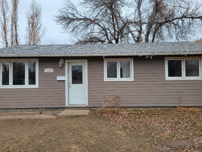 March Move In Date ... Moose Jaw