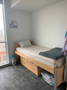 McMaster Summer Student Sublet