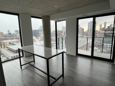 new condo 2bedroom+2 bathroom downtown Toronto to rent in March