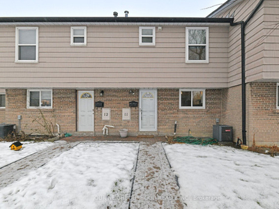 ⚡PICKERING➡MOVE IN READY 3+1 BEDROOM TOWNHOME FOR SALE!