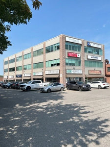 PROFESSIONAL OFFICE SPACE FOR RENT - BAYVIEW/MULOCK NEWMARKET