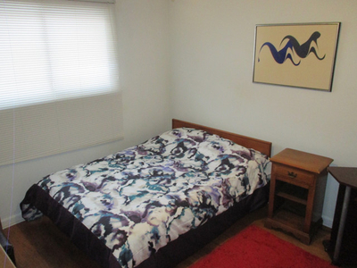 Renting a Private Room Short Term !