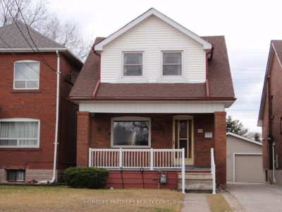 Solid Sturdy Home W/ 3 Bedrooms in Toronto
