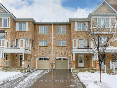 ⚡STUNNING TWO BEDROOM TOWNHOME CLOSE TO EVERYTHING!