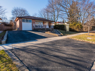 Toronto 3Bed Bungalow, Prime Location, Finished Basement
