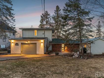Homes for Sale in Dunrobin Shores, Ottawa, Ontario $649,900