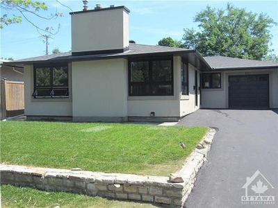 House In Carlingwood West - Glabar Park - McKellar Heights, Ottawa, Ontario