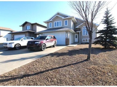 House For Sale In Crystal Lake Estates, Grande Prairie, Alberta