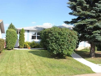 House For Sale In Northmount, Edmonton, Alberta