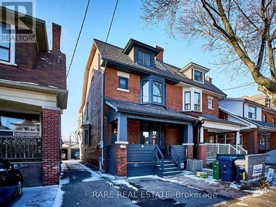 House For Sale In Oakwood, Toronto, Ontario