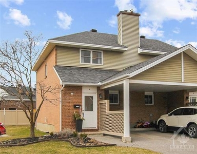 Townhouse For Sale In Barrhaven, Ottawa, Ontario